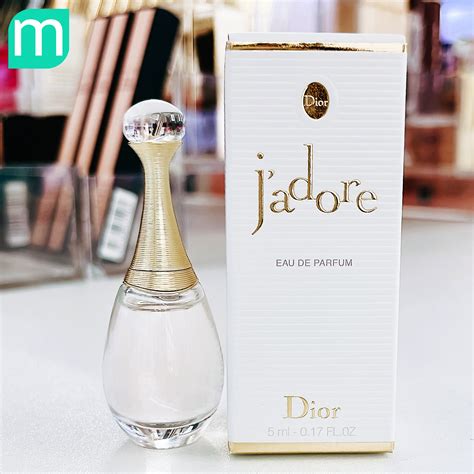 hoa dior
